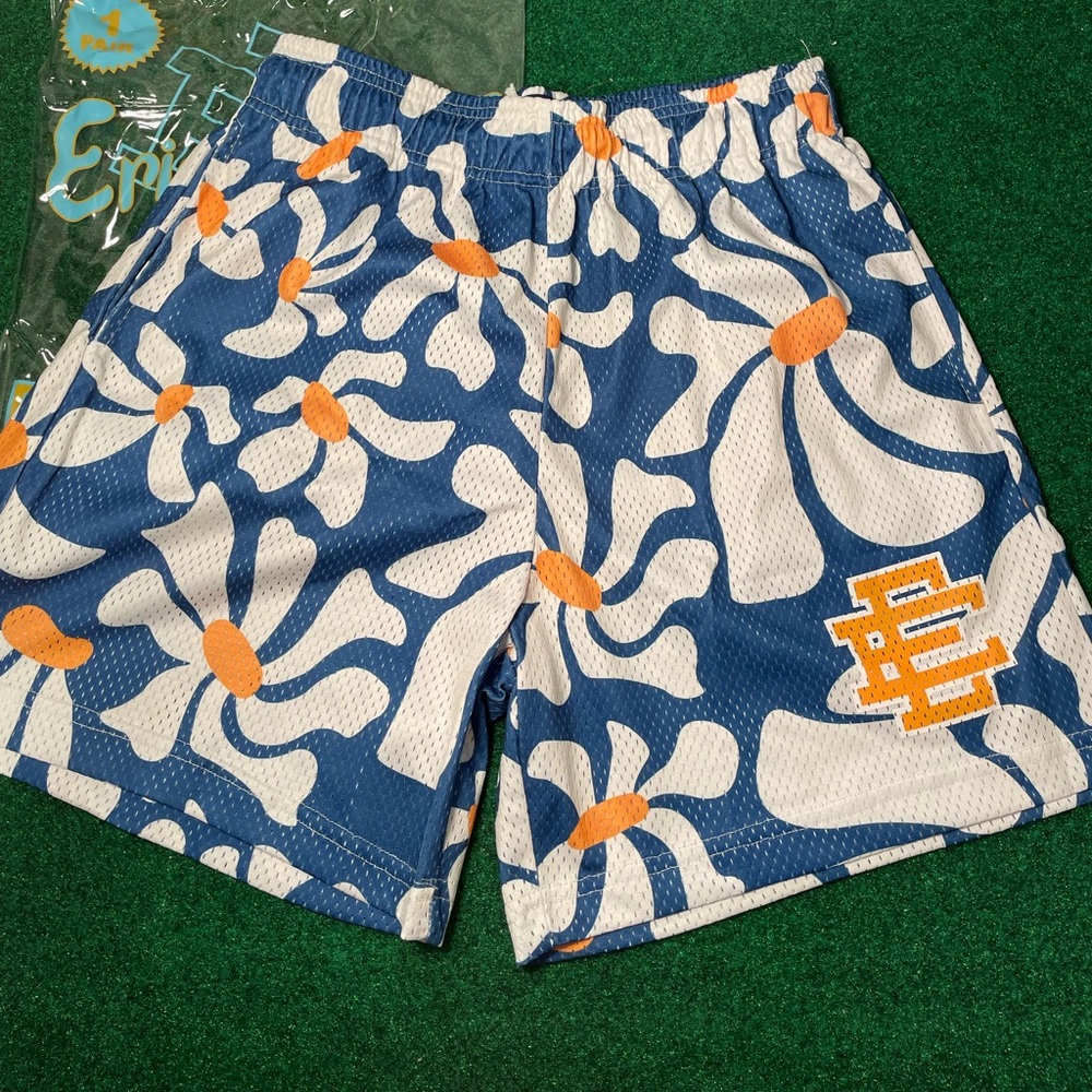 Eric Emanuel blue daisy shorts